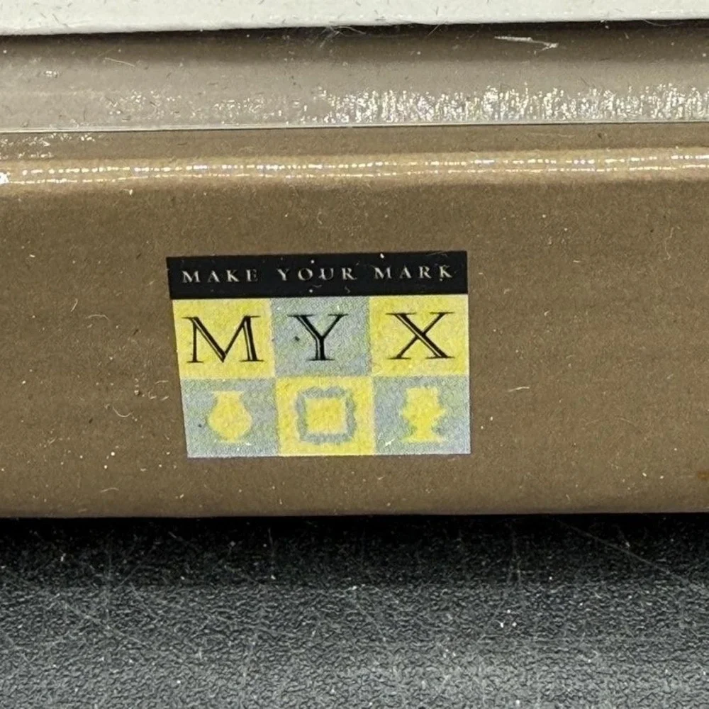 Vintage MYX Pineapple Picture Frame Gold 3.5x5 In Ornate Resin Home Decor